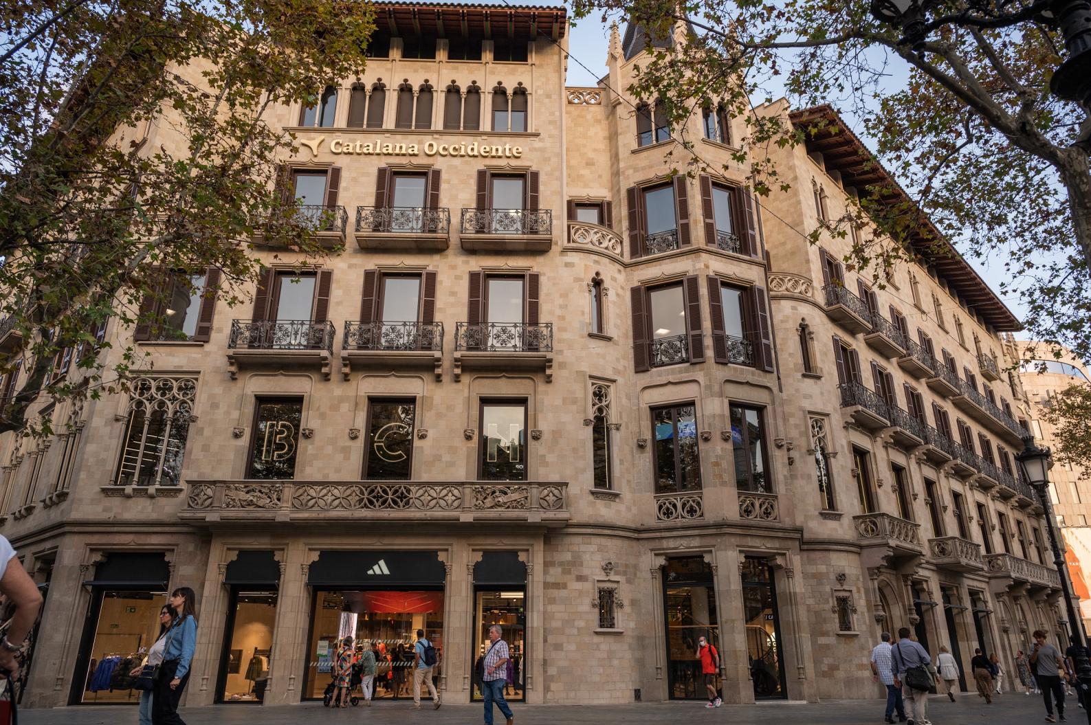 Façana posterior Pascual i Pons (Barcelona)
