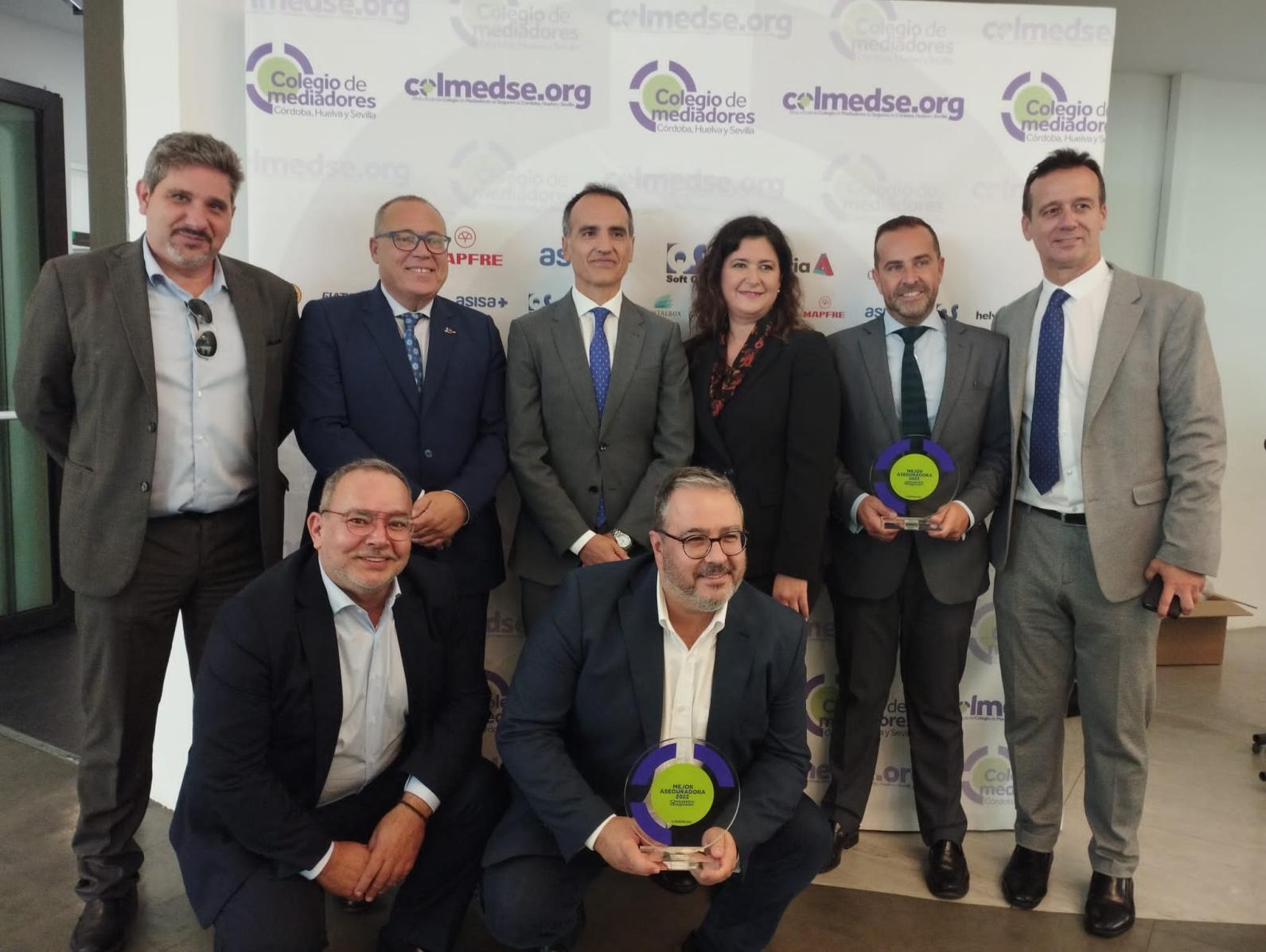 Plus Ultra Seguros rep els premis a 'Millor Companyia' i 'Millor Companyia de Corredors 2022' del Col·legi de Mediadors de Còrdova, Huelva i Sevilla