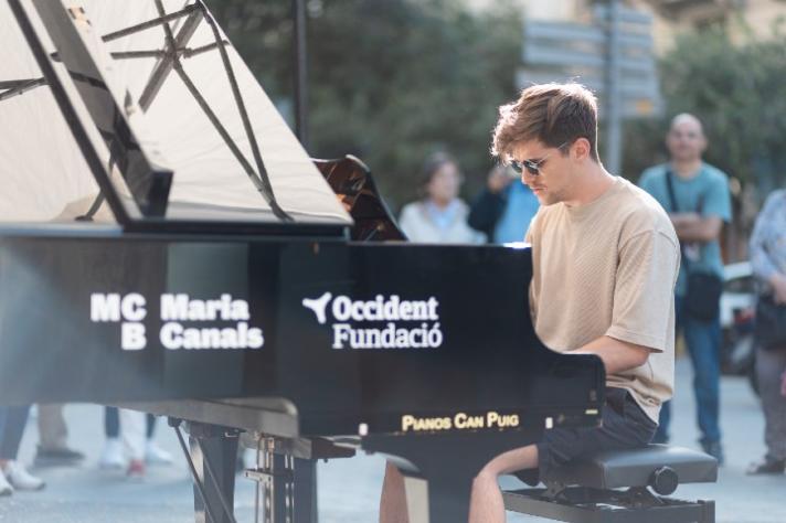 Tu ciudad se llena de pianos Girona